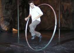 Cyr wheel