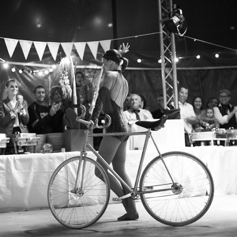 Vélo acrobatique